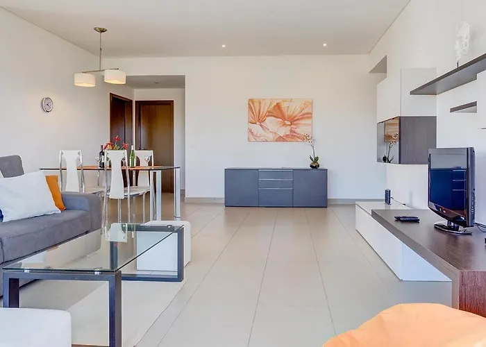 Cavalo Preto & Wi-fi Nr * Quarteira